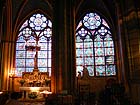 PARIS: Interir katedrly Notre-Dame 